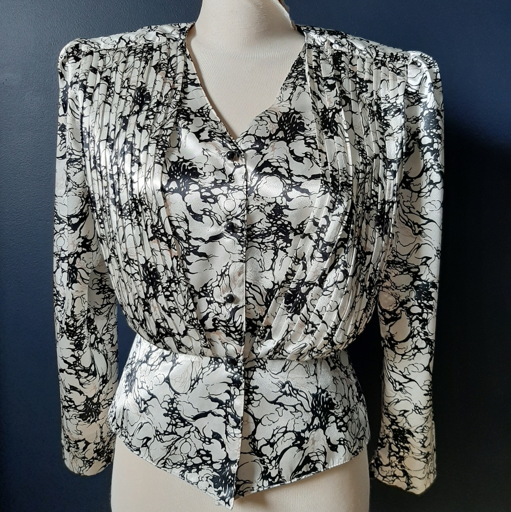 Vintage Nu-mode black and white top - Picture 2 of 7